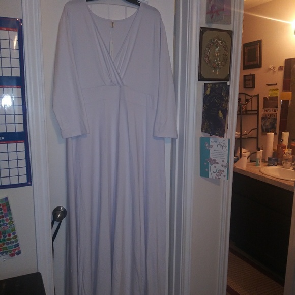 Ruffle Top - Picture 5 of 6